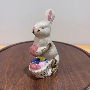 Vtg BBP Beaumont Brothers Pottery Easter Bunny Figure Basket Eggs Cottagecore 5"